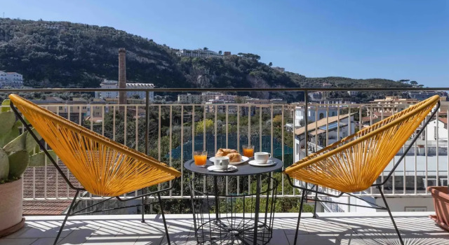 Номер Standard SorrentoVibes - Luxury Four Bedroom Home with Amazing Terraces in Sorrento