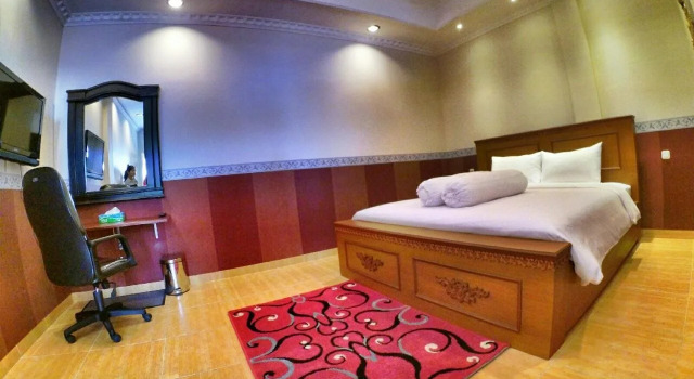 Imelda Hotel - Waterpark - Convention, Book Hotel Cheap Hotels in Padang