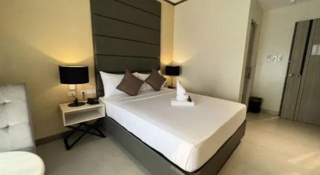 Camera Deluxe Yes Hotel Imus Cavite