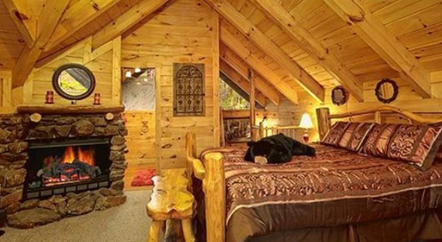 Creekside Hideaway by RedAwning, Забронировать Отель Пиджен-Фордж Great Smoky Mountains National Park, рядом с Wear Farm City Park