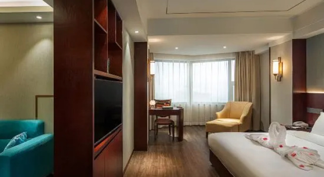 Люкс Business Xian Empress Hotel