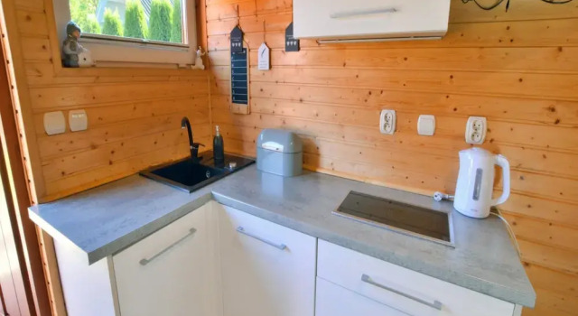 Single-story, Year-round Holiday Home