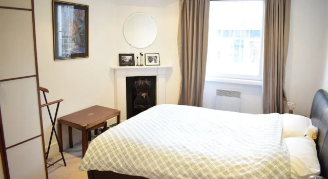 2 Bedroom Mayfair Apartment Near Hyde Park, Varaa Huoneisto Asunnot kohteessa Merseyside, Huoneisto