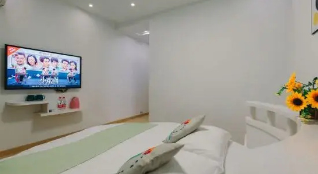 Sizhilian Homestay (Wuzhen Xizha Scenic Area), Забронировать Отель Отели в центре Учжэнь, в центре