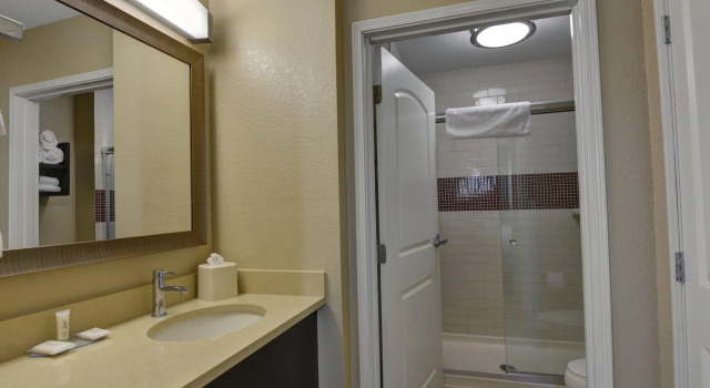Двухместный люкс Staybridge Suites Lakeland West