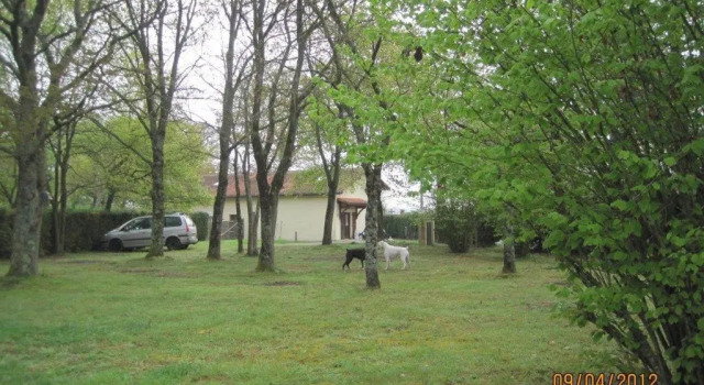 Коттедж Gîte Les Chênes - Cadre verdoyant