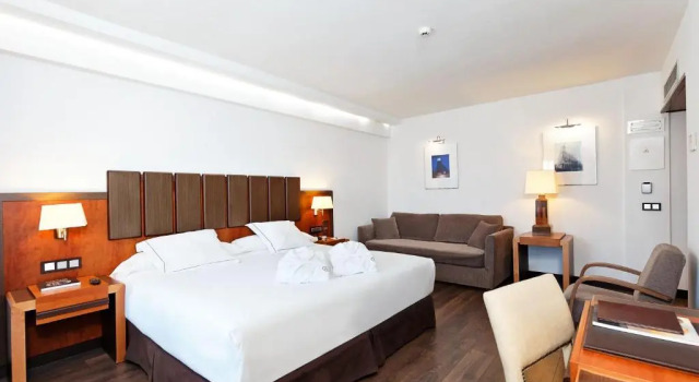 Двухместный номер Superior Claridge Madrid