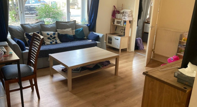 Stunning 3 -bed Semi Detached House in Cambridge