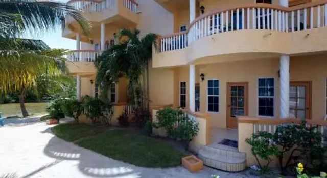 Lake Villas, Buchen Sie Hotel Hotels in Provinz Belize mit Parkplatz, Parkplätze