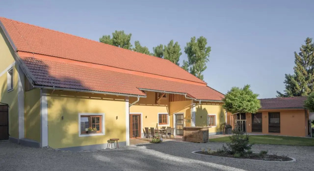 Sachsenbucherhof, Book Hotel  