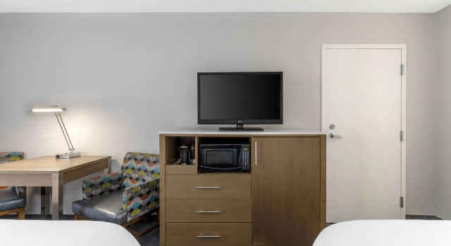 Четырёхместный номер Standard Best Western Galt Inn