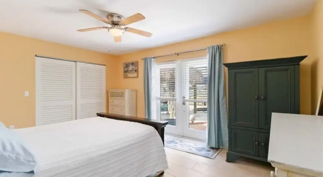 Jefferson Beach Escape, Varaa Lomakoti Huvilat kohteessa Florida, Villa
