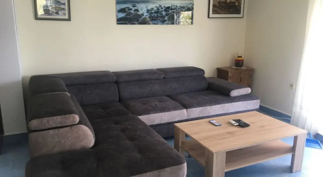 Apartment Dina, Забронировать Апартаменты/квартира Рогозница Шибенско-Книнская жупания