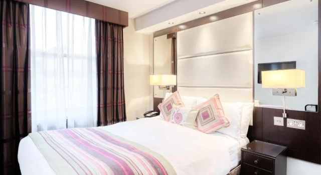 Двухместный номер Deluxe Grand Royale Hyde Park