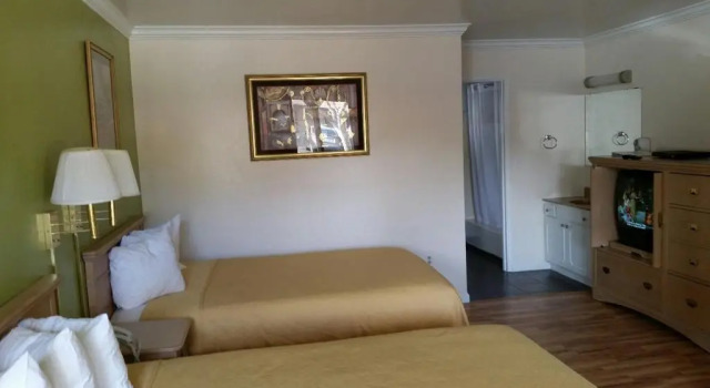 Четырёхместный номер Standard Kelseyville Motel