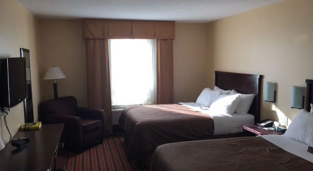 Luxus Suite Poplar Tree Inn