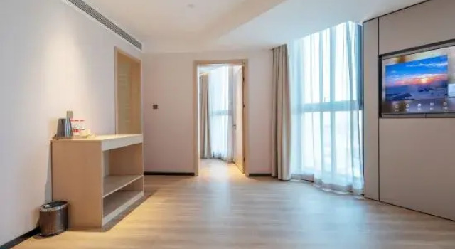 Люкс Business Tonghua Business Hotel (Science and Technology University)