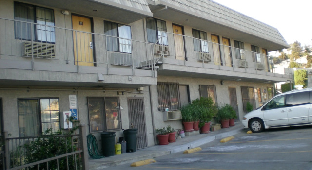 Crown Lodge Motel Oakland
