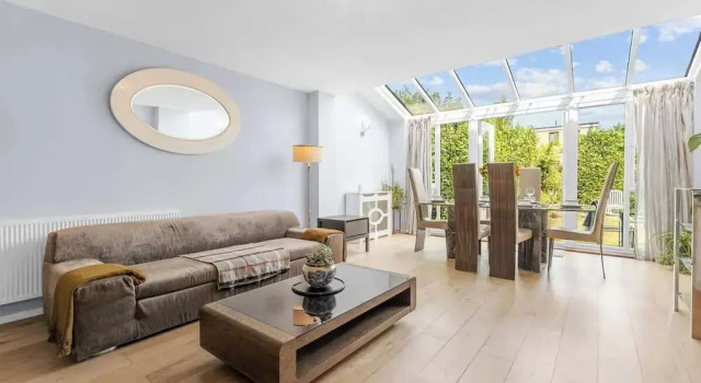 Коттедж 3-bed Greenhithe Retreat Garden Near Bluewater