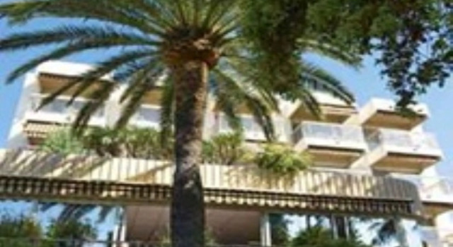 Les Genevriers, Забронировать Отель Отели Канн с бассейном, рядом с Le Croisette Casino Barriere de Cannes, Бассейн