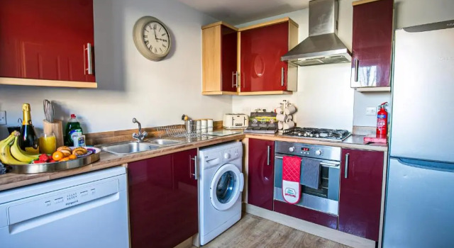 Broughton House with Free Parking, Garden & Smart TV with Netflix by Yoko Property, Rezervați Hotel Broughton Buckinghamshire