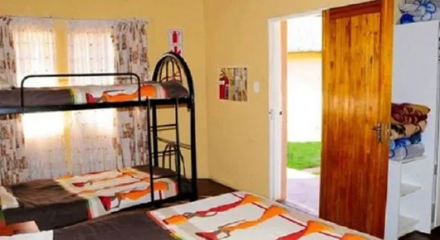 Sheris Lodge and Backpackers, Забронировать Отель Отели Граскопа с парковкой, Парковка