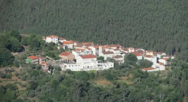 Alojamento Local De Pardieiros, Prenota Hotel Hotel a Alentejo con parcheggio, Parcheggio