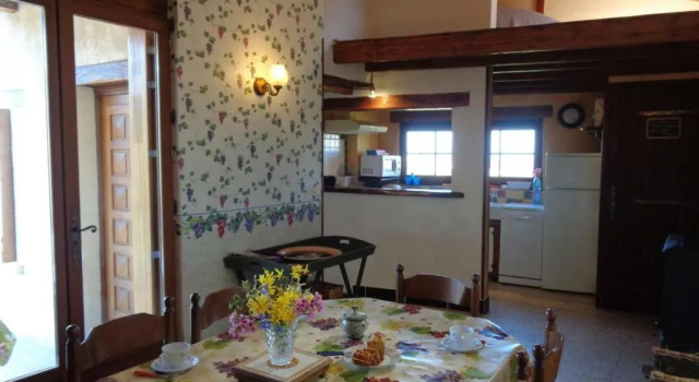 Gîte familial à Saint-Haon-le-Châtel avec piscine et animaux admis - FR-1-496-21, Book Hotel Hotels in Burgundy with a Pool, Swimming Pool