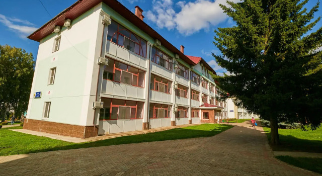 Sanatorium Krasnousolsk Building 1, Rezervovat Léčebný ústav Hotely v Bashkortostan s parkováním, Parkování