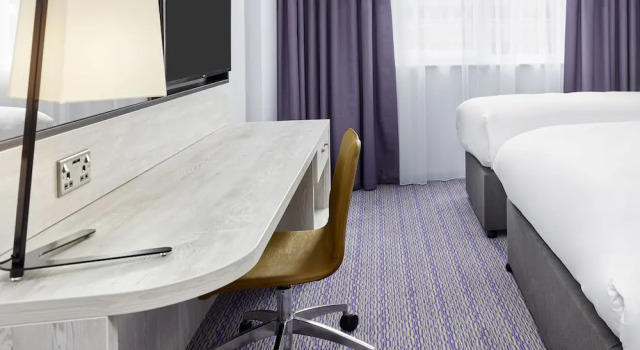 Трёхместный номер Standard Leonardo Hotel Swindon