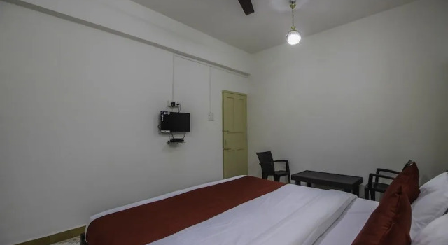 OYO 10791 Home Elegant Studio Candolim Beach, Varaa Hotelli Candolim Pohjois-Goa