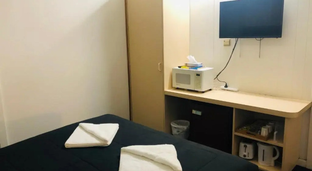 Четырёхместный семейный номер Standard Horsham Motel