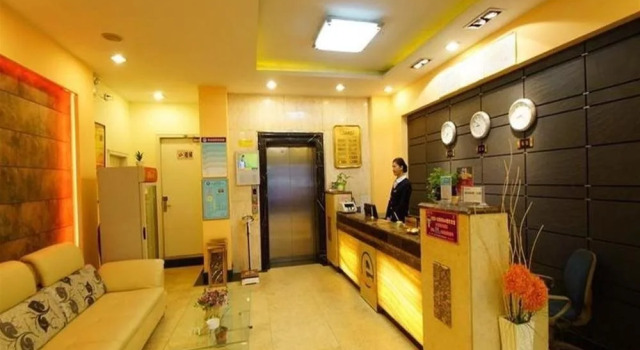Luke Hotel, Забронировать Отель Тайан 