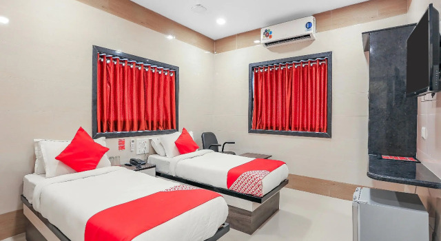 Hotel Suraj inn, Rezervovat Hotel Hotely v Gujarat s parkováním, Parkování