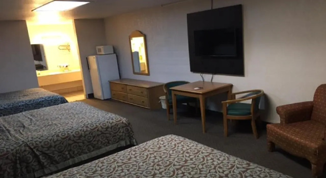 Шестиместный номер Standard Hebbronville Executive Inn
