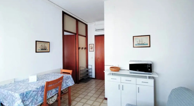 Comfy Flat With Pool and Balcony, Забронировать Апартаменты/квартира Апартаменты Лидо ди Езоло, Апартаменты/квартира