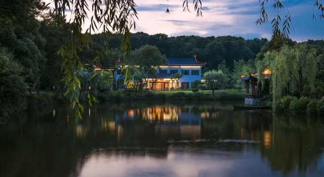 Номер Standard West Lake State Guest House