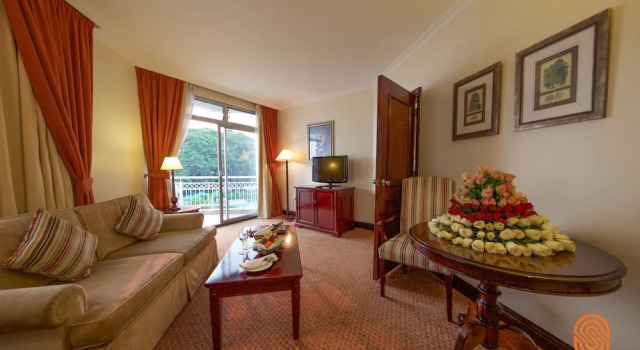 Полулюкс Lake Kivu Serena Hotel