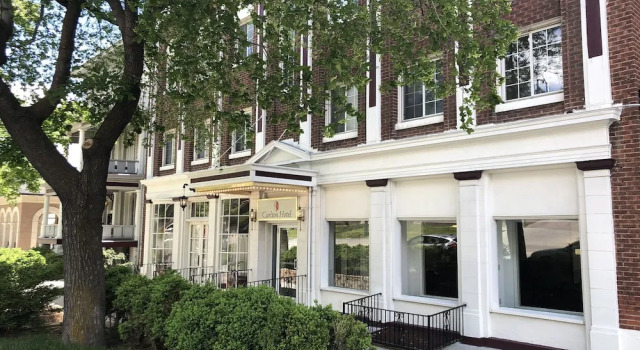 The Carlton Hotel