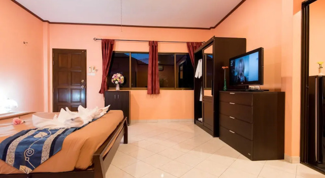 Люкс Deluxe Tananza Resort and Homestay Phuket