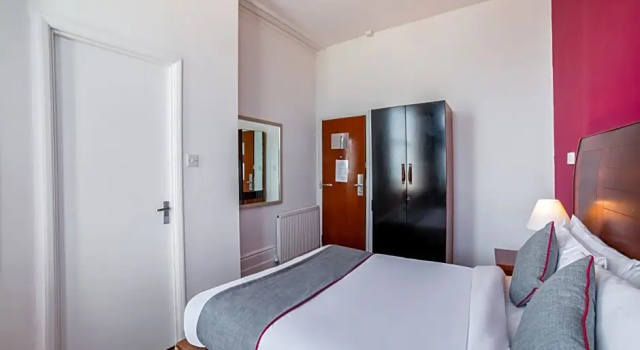 Двухместный номер Standard с видом на море The Strand Hotel