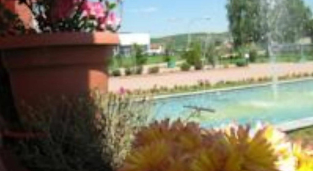 Hotel Nora, Забронировать Отель Отели Приштина с парковкой, рядом с National Library of Kosovo, Парковка