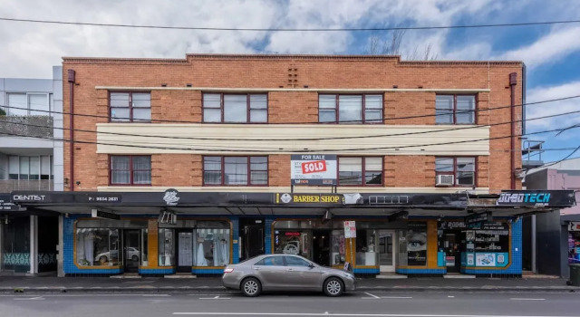 Bright & Sunny 2-bed Unit in the Heart of St Kilda, Varaa Huoneisto Melbourne 
