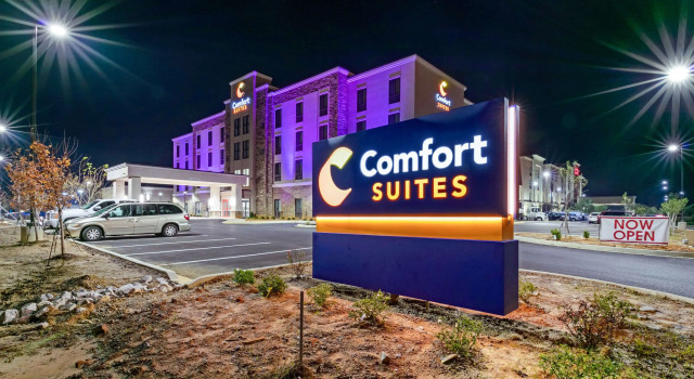 Comfort Suites North Tupelo, Prenota Hotel Tupelo Mississippi