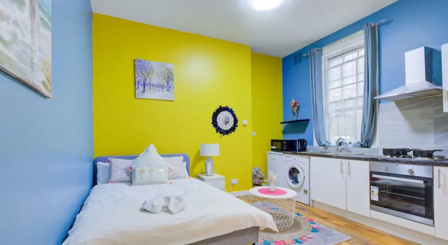 Studio 4 Small Private Family in Central London, Забронировать Отель Отели Лондона 3 звезды, рядом с Бейкер стрит, 3*