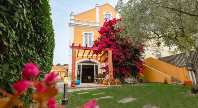 Casa da Foz - Charming House near beach and lagoon for families and groups, Rezervovat Hotel Hotely v Oeste s parkováním, Parkování