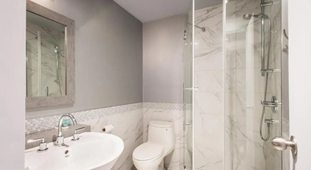 Полулюкс Le Chabrol Hotel & Suites