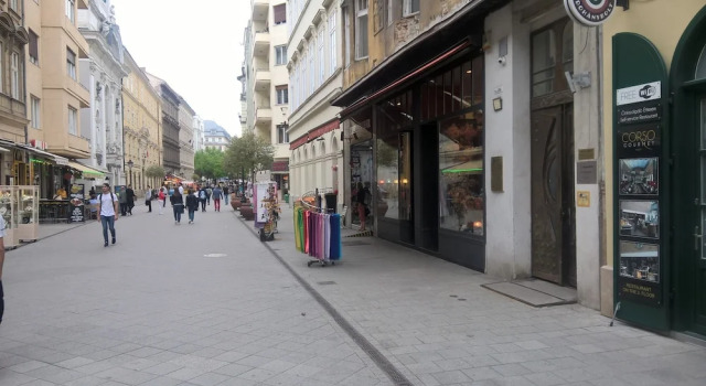 Váci Street Downtown Apartments, Забронировать Апартаменты/квартира 05. Внутренний город - Город Леопольда Будапешт, рядом с Uránia National Film Theatre