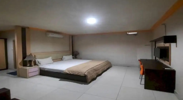 Номер Deluxe Collection O 93163 Hotel Grand Kartika
