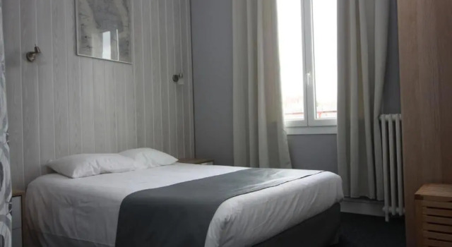 Одноместный номер Standard Hotel De lUnivers